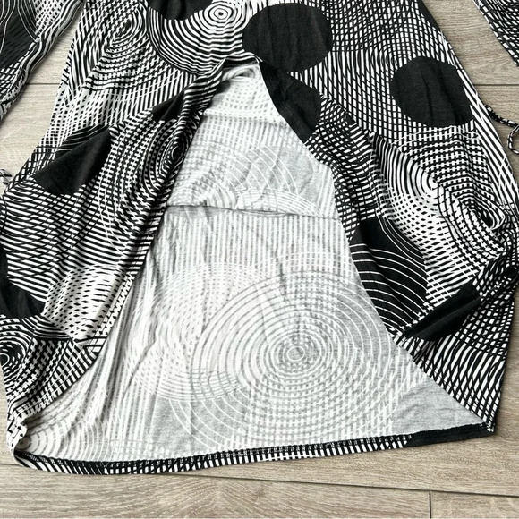 Nicole Benisti Polka Dots Sheer Sleeve Cutout Back  Stretch Dress - Picture 12 of 16